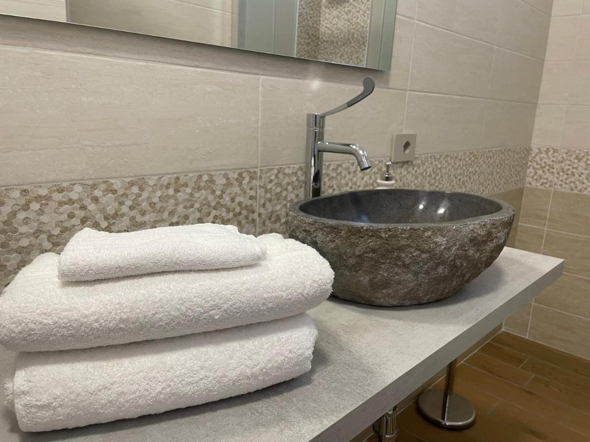 Castano Primo Villoresi Rooms المظهر الخارجي الصورة