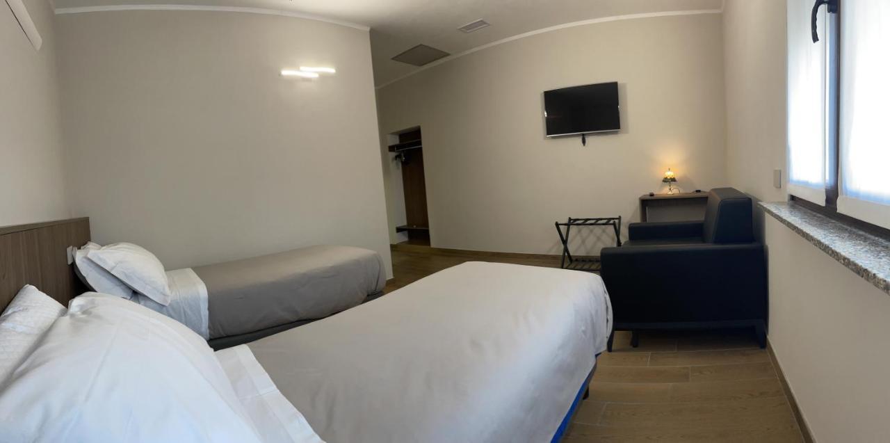 Castano Primo Villoresi Rooms المظهر الخارجي الصورة